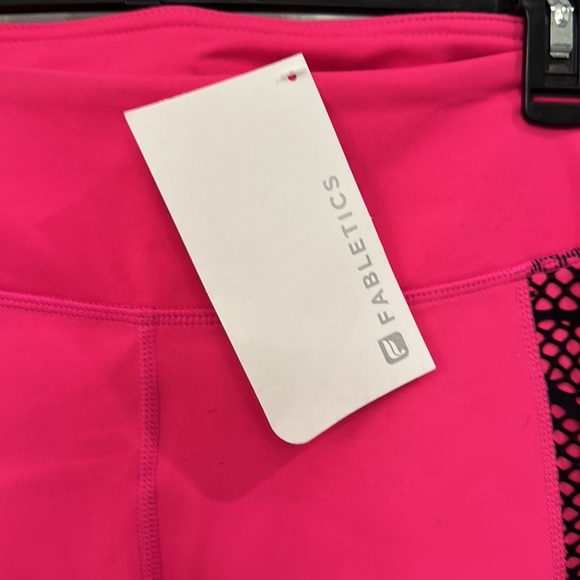 Fabletics Capri - Picture 3 of 4